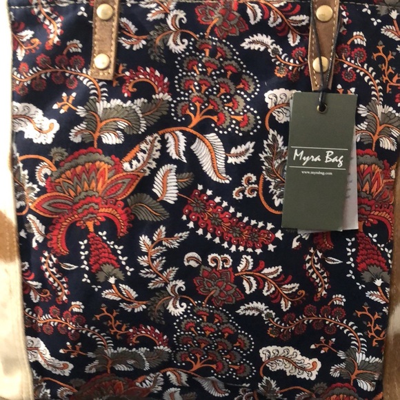 MYRA TOTE🍁FREE SHIPPING🍁 - Picture 2 of 13